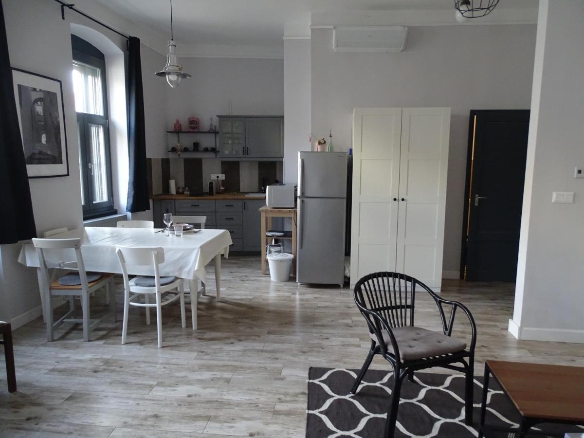 Ovaros Apartman Veszprém Exterior foto