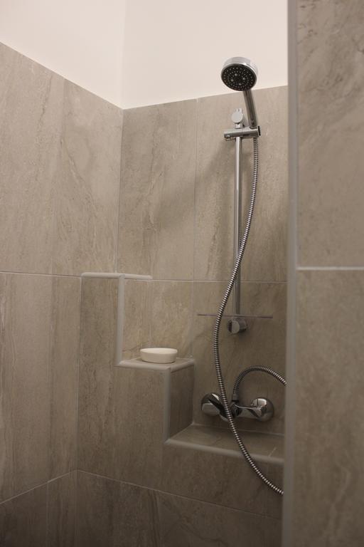 Ovaros Apartman Veszprém Exterior foto