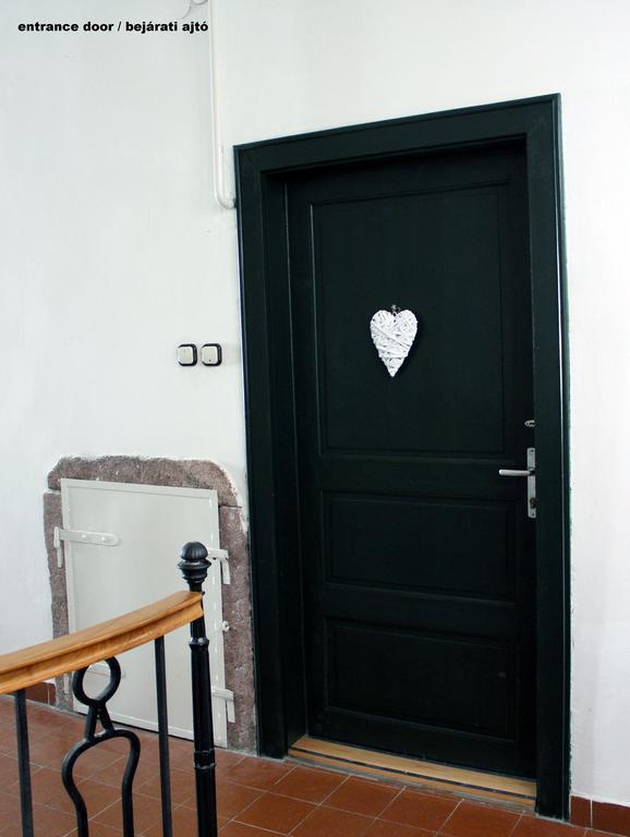 Ovaros Apartman Veszprém Exterior foto