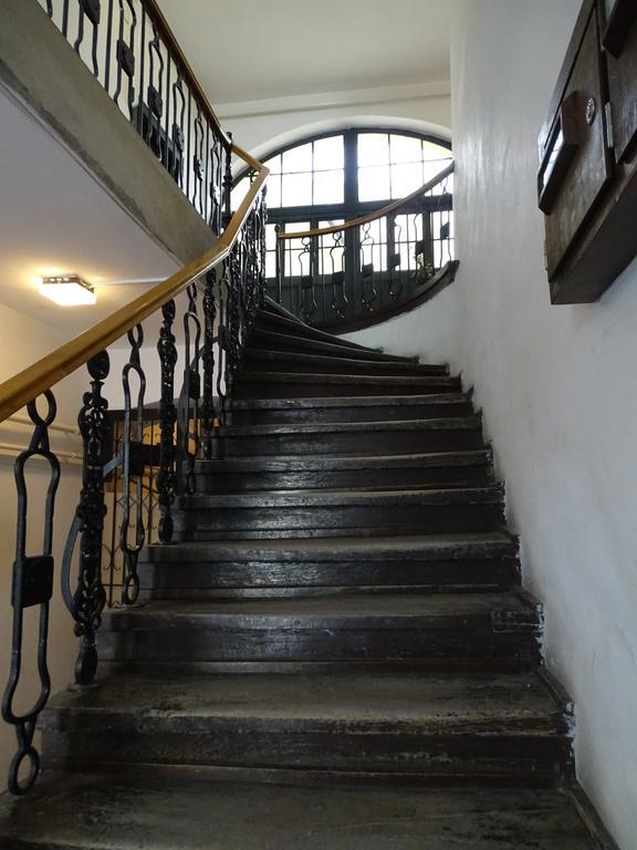 Ovaros Apartman Veszprém Exterior foto